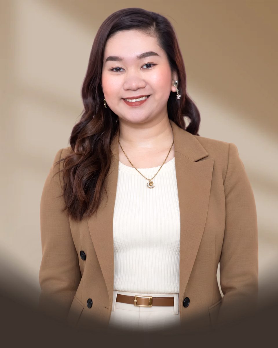 Kimmy Laurente, Operations Associate